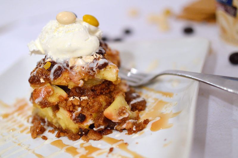 Caramel & Sea Salt Apple Bars with Pecan Pie M&M’s® from @thatsquareplate #BakeInTheFun