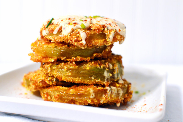 Fried Green Tomatoes with a Cajun-Dill Buttermilk Sauce | That Square Plate