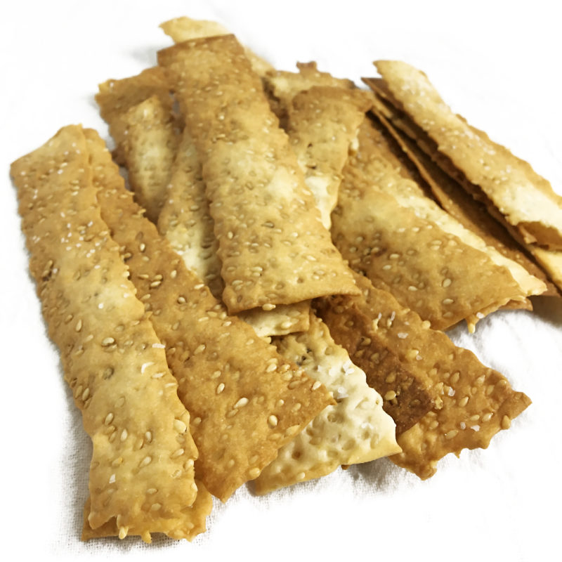 A super simple cracker recipe with ingredients you probably have in your pantry! 