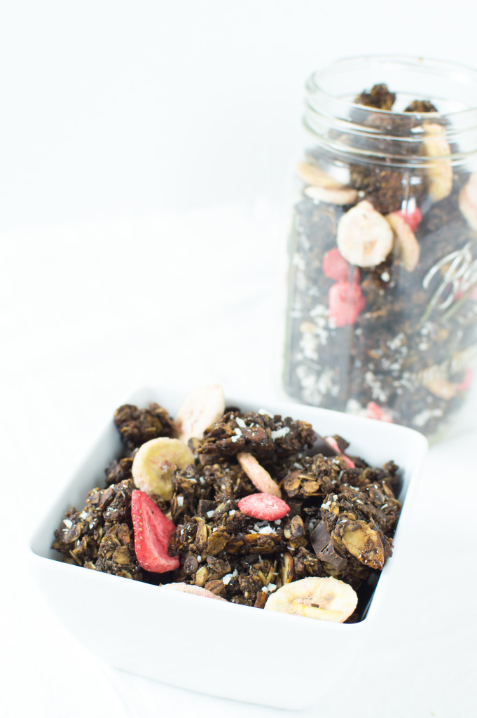 I needed a healthy energy-filled snack, so I got some inspiration from Love Crunch granola and made my own version. Behold! This Dark Chocolate Strawberry-Banana Granola! #YUM.