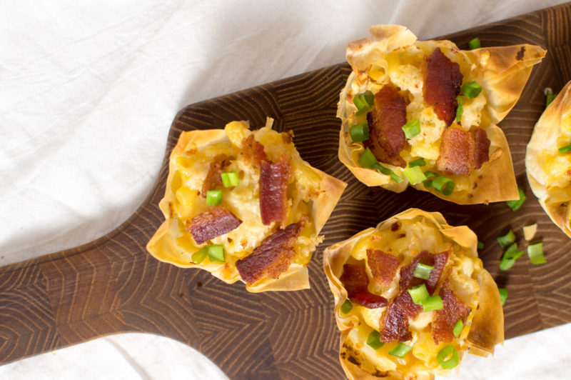 Handheld bacon + mac n cheese bites!! Don't forget to add scallions for garnish -- because you need those veggies! ha!