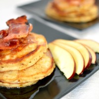 Bacon-Apple Pancakes