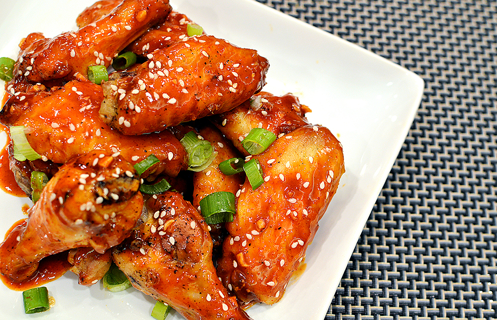Chicken Wings with Angry Sauce | That Square Plate