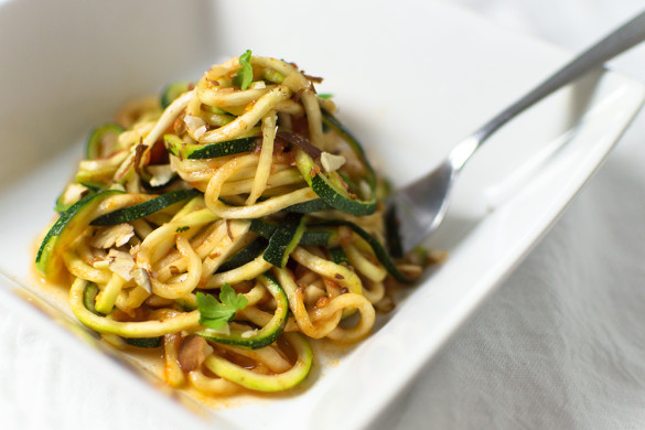 Loved how these Moroccan-inspired zoodles turned out. I really wanted to use some harissa I had just bought, so I combined it with tons of other Moroccan flavors and made a sauce that was DY-NA-MITE!