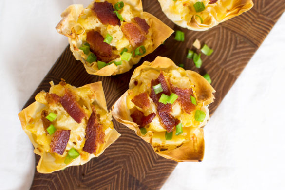 Handheld bacon + mac n cheese bites!! Don't forget to add scalions for garnish -- because you need those veggies! ha!